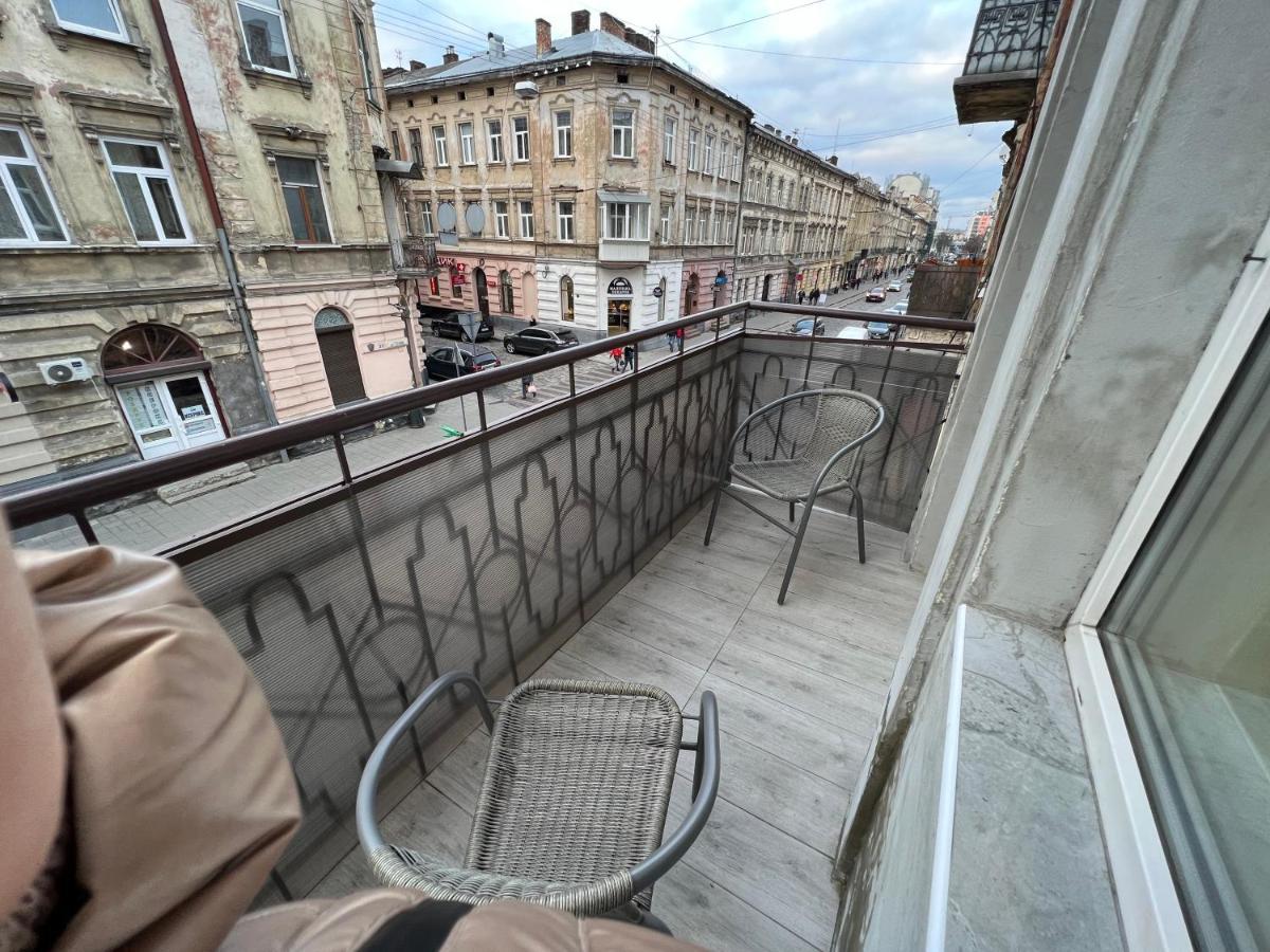 Kulisha 2Bedroom Apartment Near Opera House With Balcony Lviv Eksteriør bilde